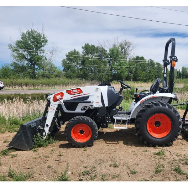 Bobcat CST2025 HST Tractor